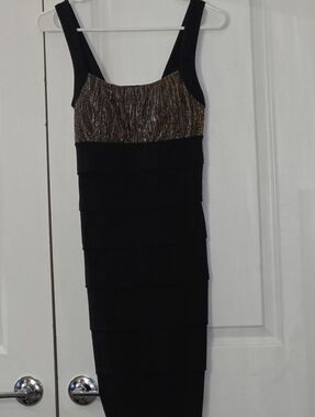 Sweet Storm Metallic Tiered Bodycon Dress/Size S